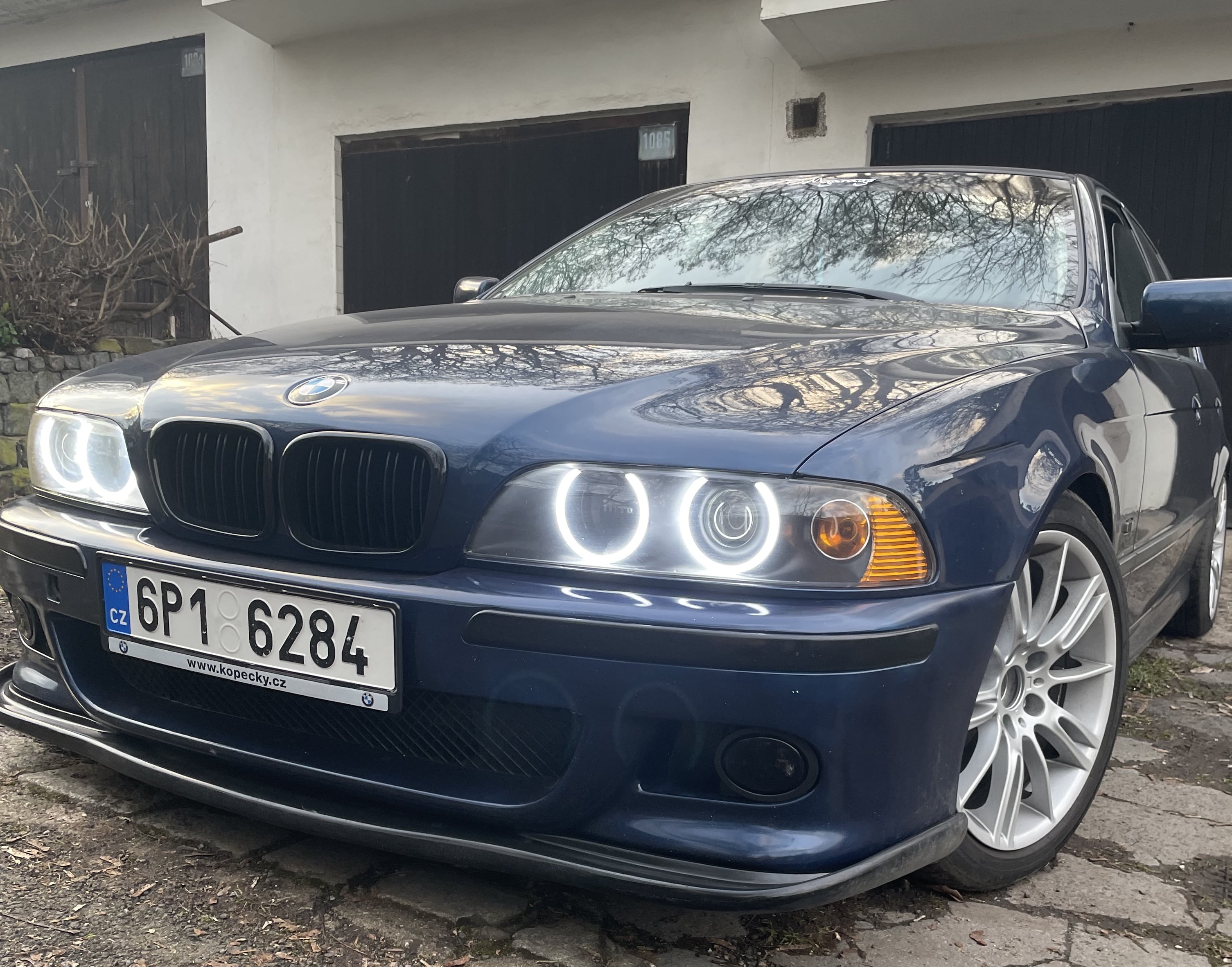 bmw-e39-525d-120kw-od-dejvise-1-min